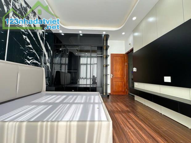 Nhà Phố Minh Khai - Hai Bà Trưng - Gần Phố Bạch Mai Diện tích : MB60m2, MT6m, vuông vức - 4