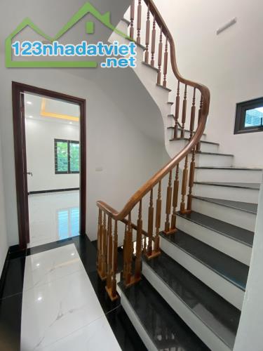 2 mặt thoáng Hà Trì 37m2 - 4 đồng 9 - giao thông thuận tiện hợp ở lâu dài - 2