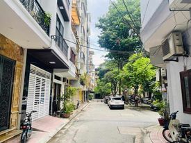 PHÂN LÔ, Ô TÔ TRÁNH, KD, VỈA HÈ,   NGÕ THÔNG, NHÀ ĐẸP: HỒNG HÀ - BA ĐÌNH 36M, 5T, 10 TỶ - 3