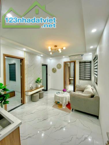 Nhượng tòa CHDV, 8 tầng, phố Trịnh Công Sơn, view Hồ Tây - 3