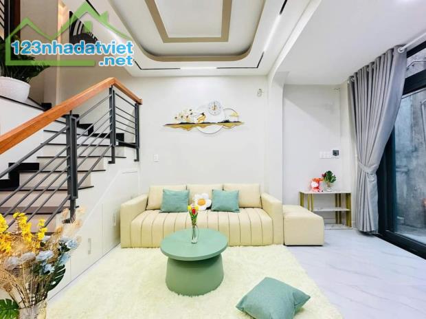 Kẹt tiền bán gấp nhà đường Trần Văn Đang. Phường 11, Quận 3 . Giá 2 tỷ 850. Còn Thương lượ - 2