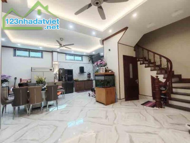 Bán biệt thự đẹp Tô Ngọc Vân, Tây Hồ, ôtô, 165mx5t, 65 tỷ, 0985696268