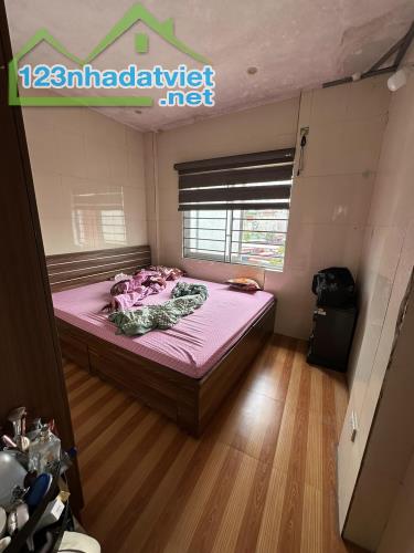 Bán nhà mặt phố Giải Phóng 57m, 6 tầng, hai mặt thoáng vĩnh viễn, giá hơn 4 tỷ rưỡi - 3