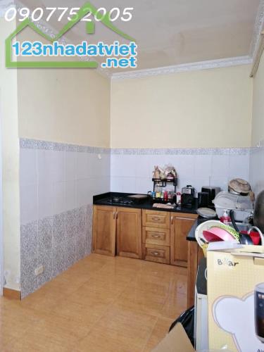 HẺM XE HƠI - DƯƠNG ĐÌNH HỘI - 100M2 CHỈ HƠN 5 TỶ - 2