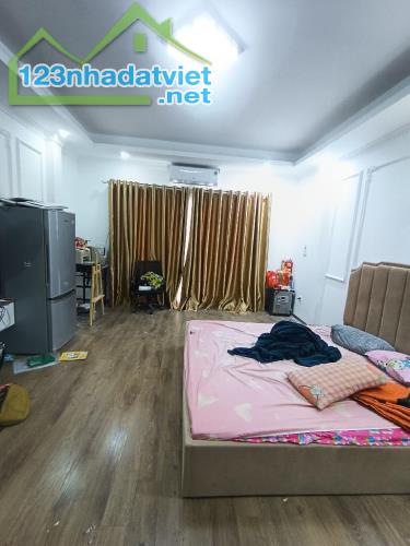 5.9 TỶ SỞ HỮU NGAY NHÀ NGUYỄN NGỌC VŨ SIÊU XỊN, DT 47M2X5T, CỰC NGON TRONG KHU VỰC - 1