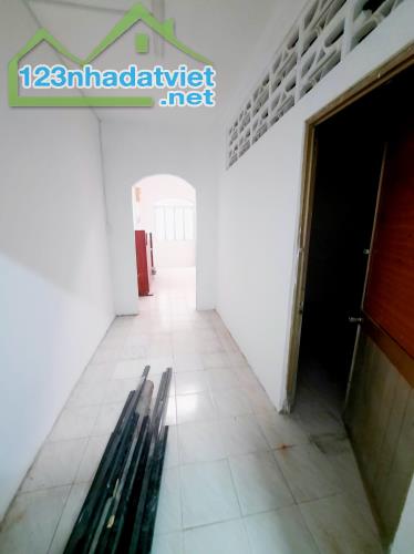 BÁN NHÀ CHÍNH CHỦ 94M2 NGUYỄN THẦN HIẾN QUẬN 4 - NHỈNH 6 TỶ TL. - 1