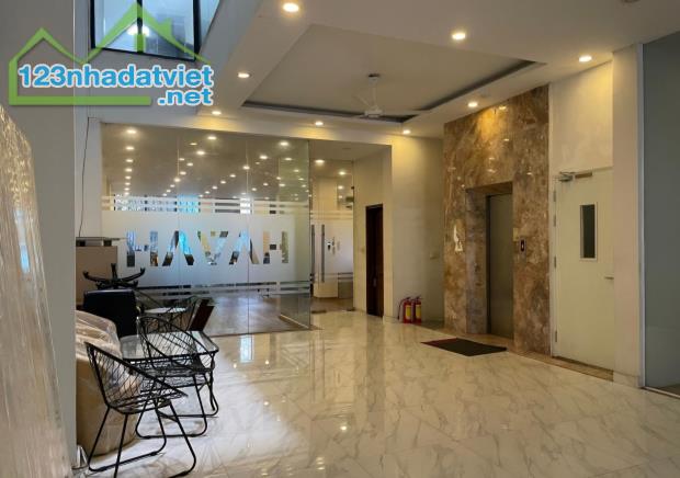 Bán Tòa Nhà 11 tầng Mặt phố Tô Ngọc Vân, Tây Hồ, giá rẻ nhất khu vực, siêu hiếm - 2