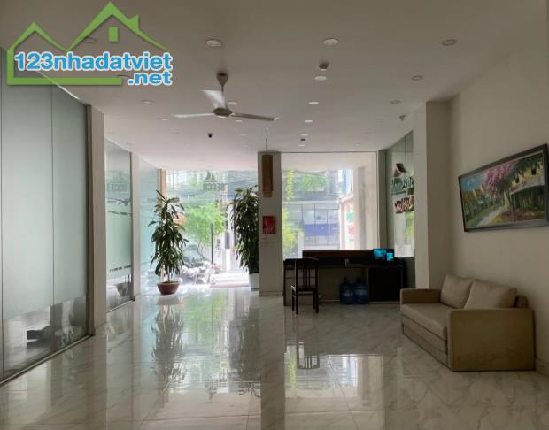 Bán Tòa Nhà 11 tầng Mặt phố Tô Ngọc Vân, Tây Hồ, giá rẻ nhất khu vực, siêu hiếm - 1