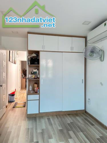 Bán Nhà 2 Tầng BTCT, DTSD80m2, Lý Chính Thắng, Quận 3, Chỉ 4.9 Tỷ (TL) - 2