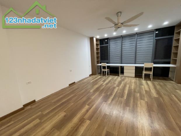 Bán nhà chính chủ liền kê Xuân La Tây Hồ thang máy ga ra ô tô 25 tỷ. - 2