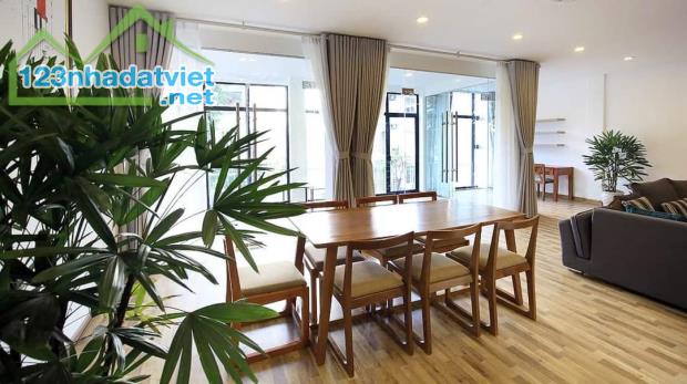 SIÊU PHẨM APARTMENT MẶT PHỐ Tô Ngọc Vân dt: 307m2 x 11 T Mt: 9m Giá bán 168 tỷ