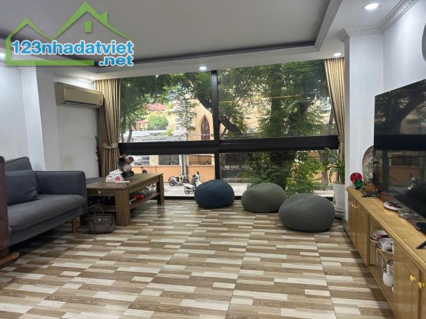 Bán nhà mặt phố Nguyễn Thái Học-DT 39 m2 x 5 tầng.MT 4,2m.VỈA HÈ RỘNG-NHÀ ĐẸP-KINH DOANH. - 3