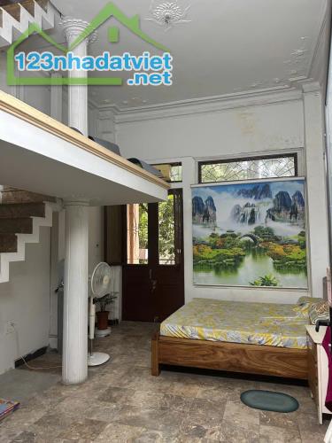 Bán nhà mặt phố Nguyễn Thái Học-DT 39 m2 x 5 tầng.MT 4,2m.VỈA HÈ RỘNG-NHÀ ĐẸP-KINH DOANH. - 1