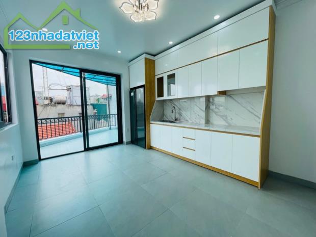 nhà ngõ 176 Trương Định ,Hai bà , DT 36 m2 , Bách khoa ,Bv Bạch Mai .kdoanh,giá 7,5 tỷ