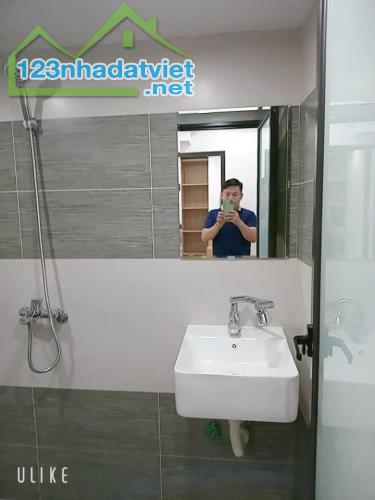 BÁN Nhà C1 Tập Thể Quân Đội Nam Đồng ( 25 Hồ Đắc Di ) DT23/70 :T4: 3.05 tỷ Đống Đa - 1