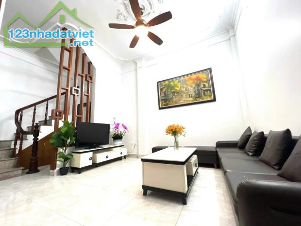 Nhà Đẹp Ở Ngay,Trung Liệt, Trung Tâm Đống Đa, DT 45m2, 4 PN Rộng, Cách Ôtô 30m, Nhỉnh 7 Tỷ - 5