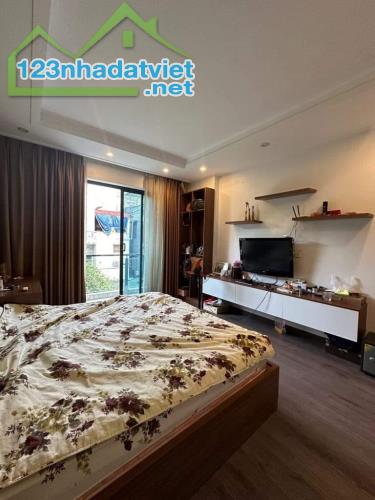 Bán nhà mặt phố Thụy Khuê, Tây Hồ, lô góc 2 mặt thoáng, vỉa hè kinh doanh tốt. Giá 15.8 tỷ - 3