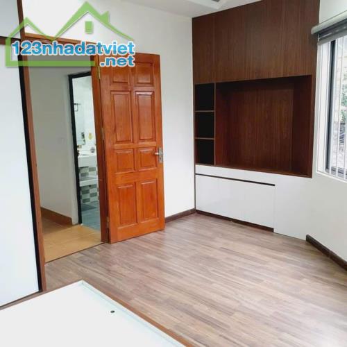 CẦN BÁN NHANH  3 căn nhà Diện tích 30m2 ; 4,5 tầng;  giá 2,9 tỷ tại quận Hà Đông, TP Hà - 2