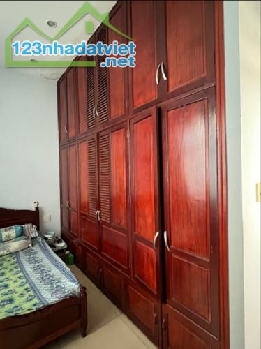 BÁN NHÀ: GẦN TRẠM Ý TẾ PHƯỜNG LINH XUÂN, THỦ ĐỨC, HẺM XE HƠI, 3 TẦNG, 65m2, CHỈ 5.5 TỶ - 3