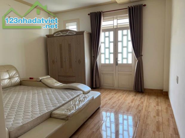 BÁN GẤP NHÀ NGUYỄN ẢNH THỦ QUẬN 12- HẺM NHỰA XE TẢI 100M2, 4 TẦNG CHỈ NHỈNH 6 TỶ - 3