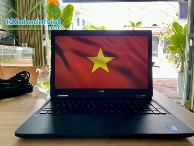 Laptop DELL PRECISION 3530 - Laptop Đồ Họa/Gaming Cao Cấp i7-8850h/ram 16g/ 512g ssd/vga