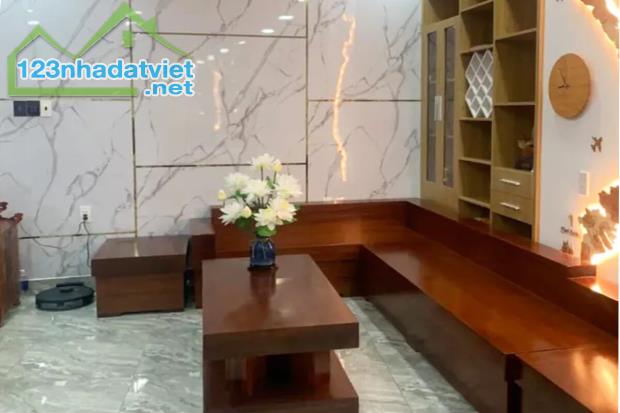 Bán nhà Nguyễn Trọng Tuyển, Tân Bình - Phú Nhuận, 44.9m² (6.5m x 7m) - 1