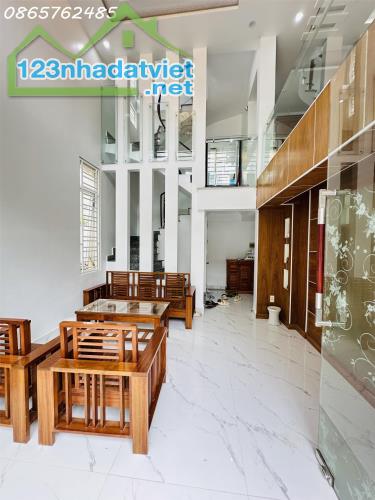 🕌 BÁN NHÀ LÊ CHÂN, PHỐ NGUYỄN TƯỜNG LOAN, 42M2x5 TẦNG, LÔ GÓC, MẶT NGÕ 7m, GIÁ CHỈ 4,48 - 4