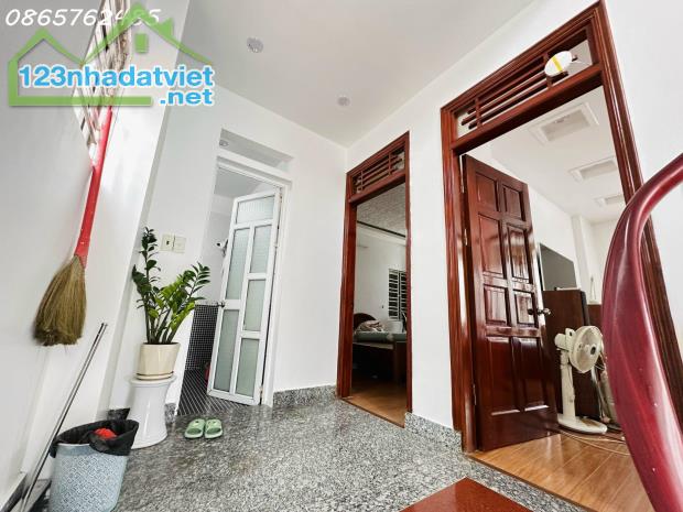 🕌 BÁN NHÀ LÊ CHÂN, PHỐ NGUYỄN TƯỜNG LOAN, 42M2x5 TẦNG, LÔ GÓC, MẶT NGÕ 7m, GIÁ CHỈ 4,48 - 3