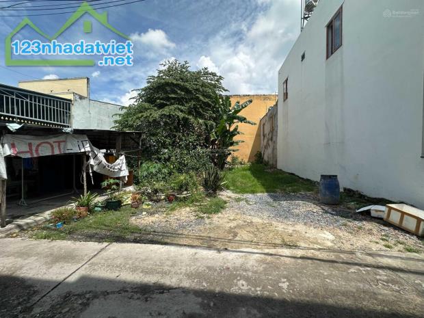 Bán đất ngay ngã 3 Mỹ Hạnh Nam , ĐỨC HÒA , 950 Triệu , Sổ Hồng 90m2 - 2