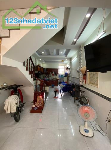 Bán nhà Nguyễn Phúc Chu, Tân Bình, 2 tầng, DT 57m2 chỉ 5,05 tỷ còn TL 0935767286 - 1