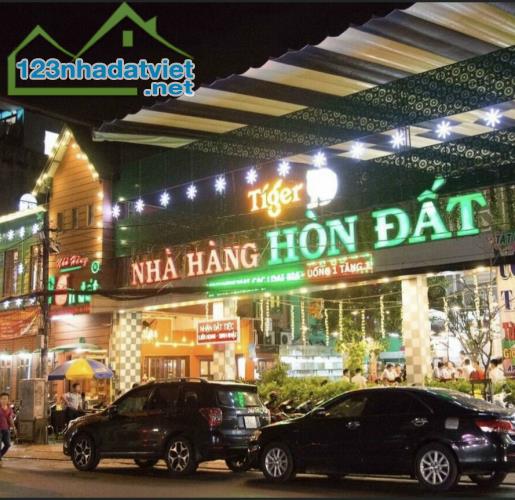 Nhà mặt tiền Tân Sơn Nhì 12x26m, 3 tấm, 480m2 sàn, vị trí vàng! - 1