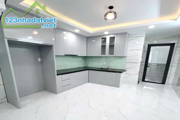 Bán nhà hẻm xe hơi thông Thoại Ngọc Hầu, Tân Phú, 50 m2, 4m x 12.5m - 1