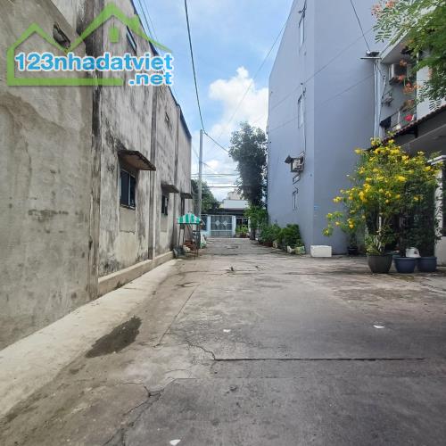 Bán gấp, nhà 5x22m Nguyễn Ảnh Thủ gần Tô Ký, HXH giá rẻ chỉ 4.5 tỷ. - 1