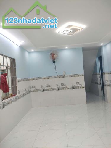 BÁN NHÀ THỚI HOÀ VĨNH LỘC A BÌNH CHÁNH HCM:5X8(40M2) GIÁ:750 TRIỆU - 3