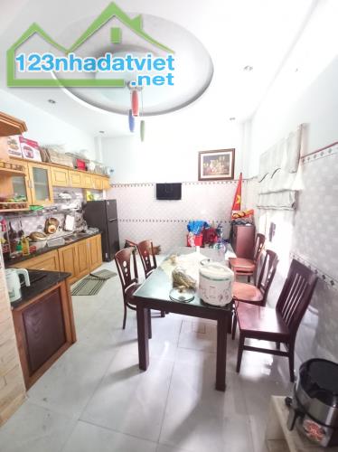 ♥ Nhà 2 Mặt Kiệt Nhựa 5m gần Sân Bay, Kinh Doanh 63m2, 2 tầng, 4.x tỷ