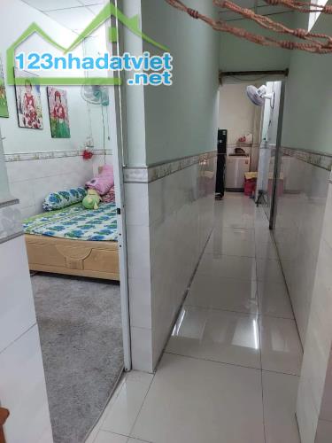 BÁN NHÀ CHÍNH CHỦ 39M2 TÔN ĐẢN QUẬN 4 - NHỈNH 3TỶ TL. - 2