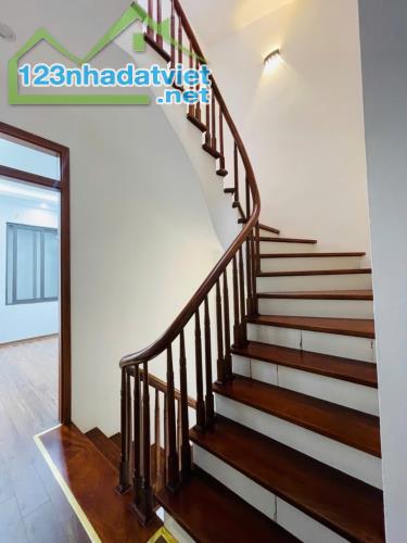 BÁN NHÀ PHỐ LÊ TRỌNG TẤN DT 45m²: - 2