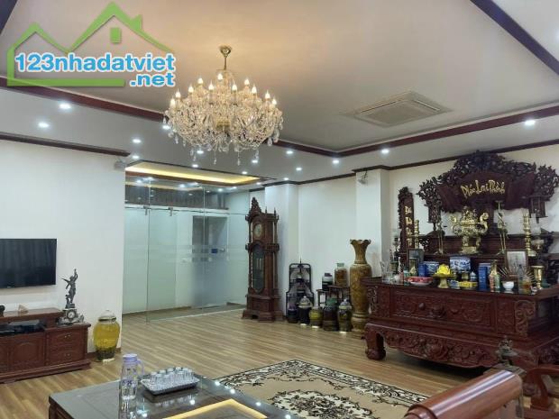 Đẳng Cấp Lê Quang Đạo 315m x 8T, Mt 30m, Thang máy, kd đỉnh, vỉa hè, ô tô tránh 95 tỷ.