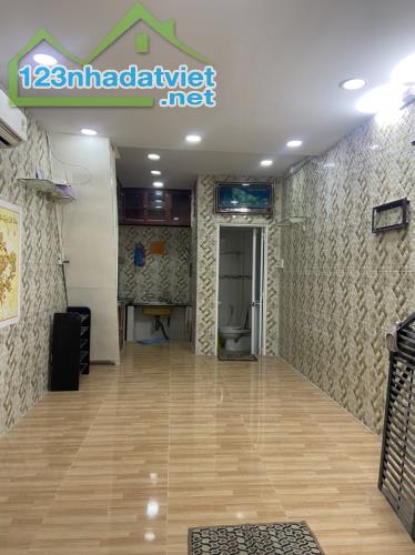 Bán nhà chính chủ hẻm 264 Lê Văn Lương, Tân Hưng, Quận 7. DT: 3 x 8m. SHR. Giá 2 Tỷ 280 - 3