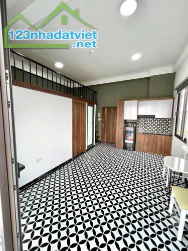 Bán tòa căn hộ cho thuê tại Tây Hồ, gần côgn viên Bách Thảo, 20 phòng KK, doanh thu 150T/T - 2
