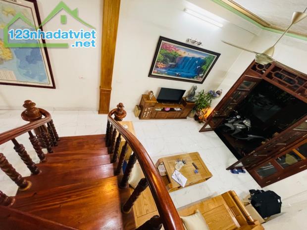 Bán nhà Mỹ Đình. 4T x 56m. mt 6.4m. Sđcc. ngõ nông. 10,9 tỷ. 0906.655.155