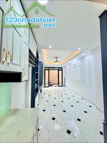 Nhà đẹp Phương Canh 33M 5 Tầng, 4 phòng, full nội thất giá 4.3 tỷ - 3