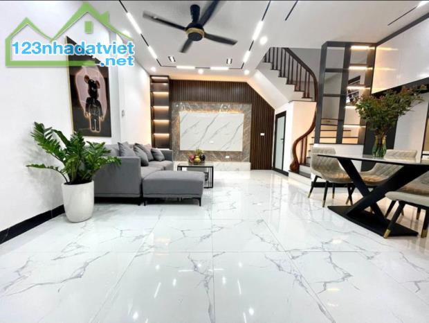 Bán nhà Xuân Phương 32M 5 Tầng, 3P Ngủ, 30m ô tô đỗ giá 4.3 tỷ - 3
