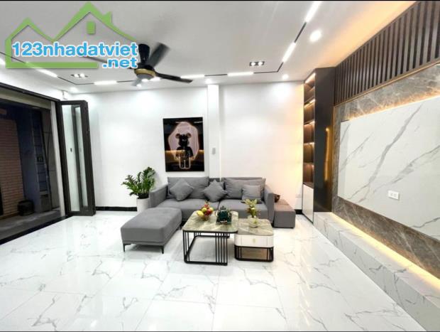 Bán nhà Xuân Phương 32M 5 Tầng, 3P Ngủ, 30m ô tô đỗ giá 4.3 tỷ - 2