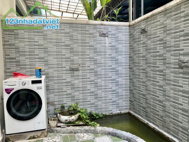 Cho thuê nguyên căn 4 phòng ngủ mới tinh giá 30tr tại Vinhomes Marina - 5