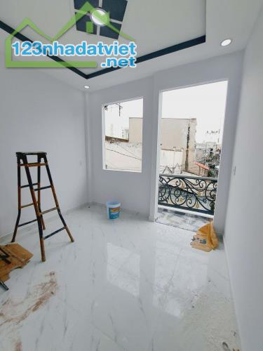 BÁN NHÀ BÌNH TÂN - CHIẾN LƯỢC - CĂN GÓC 4 MT KINH DOANH ĐƯỢC - DT 3,4x7 - 2 TẦNG - HẺM 6M - 4