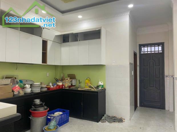 Nhà mặt tiền kinh doanh shophouse Phú Mỹ Hiệp gần trung tâm y tế Dĩ An, 1221 Dĩ An - 3