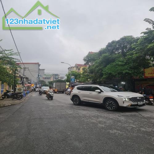 55m2 đất Dương Quang, Gia Lâm, 2 ôtô tránh nhau, kinh doanh nhỏ. Chỉ 2 tỷ x tiểu học. Lh