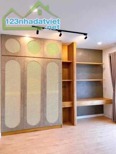 LÂM HẠ DÂN XÂY CỰC CHẤT CHỈ 15 TỶ  DT 66M²5T MT4.2M NHÀ ĐẸP NHƯ MỚI PHÂN LÔ ÔTÔ CHẠY VÒNG - 2