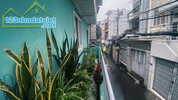 ĐƯỜNG NGUYỄN VĂN CÔNG P3 QUẬN GÒ VẤP - BÁN NHÀ 2 TẦNG HẺM ÔTÔ LƯU THÔNG QUA LẠI